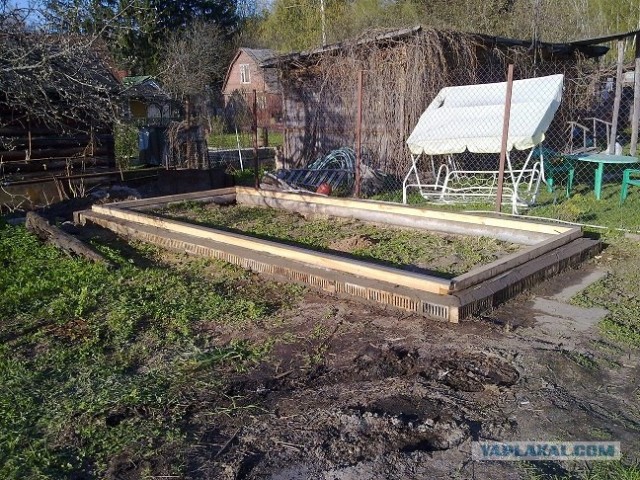 Строим теплицу своими силами.