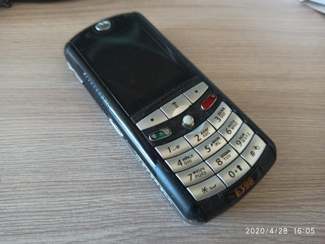 Motorola e398