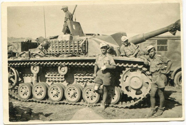 StuG III под кличкой "Гадюка", самая массовая в производстве с которой пришлось встретиться нашим дедам.