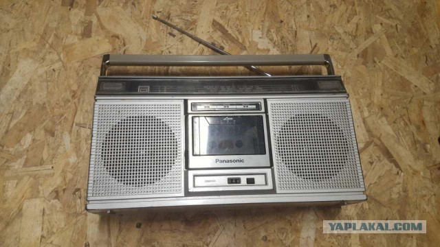 Одиннадцать с половиной килограммов японского шарма начала восьмидесятых. Hitachi TRK–9140E