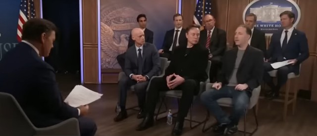 Пенсионная система США - 15 млн человек в возрасте 120 лет! Итоги аудита Илона Маска