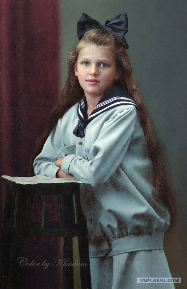 Московская художница Ольга Ширнина раскрасила более 2000 старых фотографий