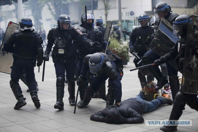 Китайская вилка. Новшества для борьбы с протестующими