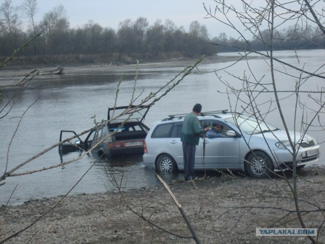 Женщины за рулем (видео)