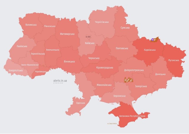 В Белгороде после объявления ракетной опасности прогремело 20 взрывов