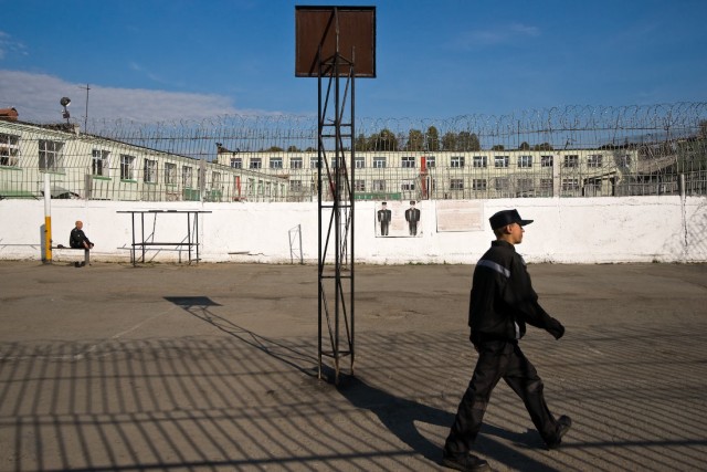 Зона. Вид почти изнутри