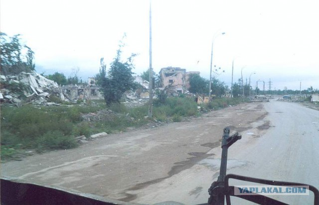 Уличный бой в городе