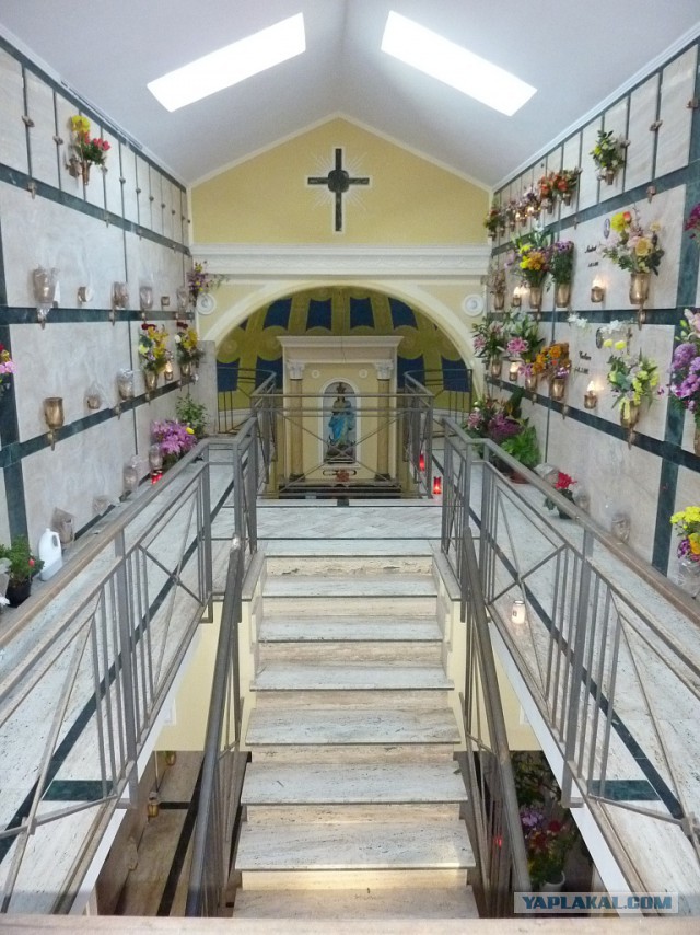 Самые удивительные и красивые кладбища мира