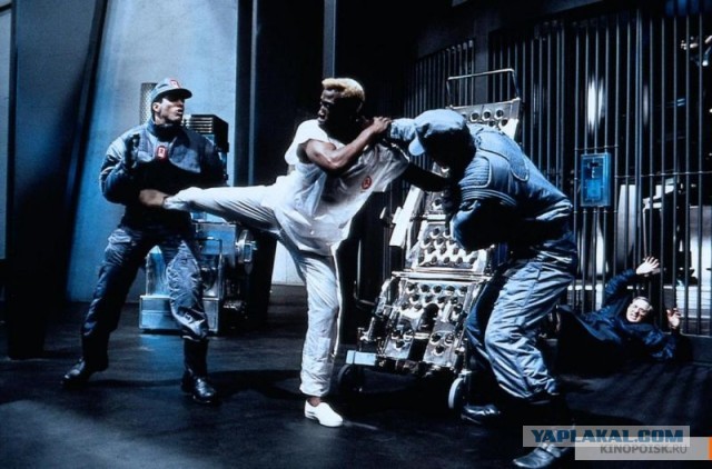 Актера Уэсли Снайпса выпустили из тюрьмы