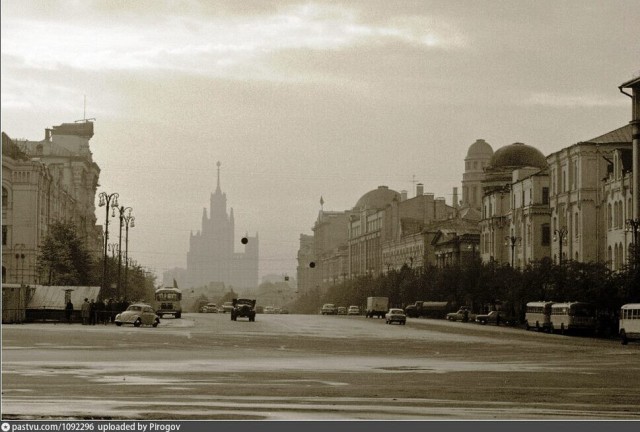 Так с 1960-х годов изменились Москва. Из серии было - стало