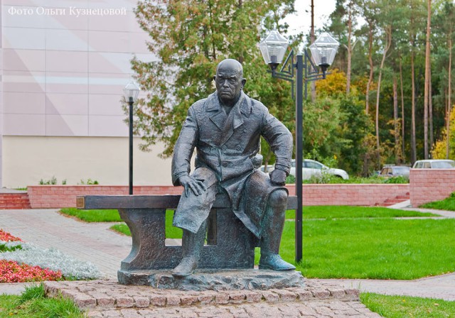 Какие прозвища дают памятникам в России