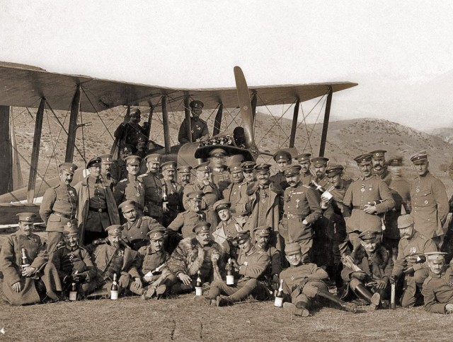 XX век в черно-белой фотографии. Авиация