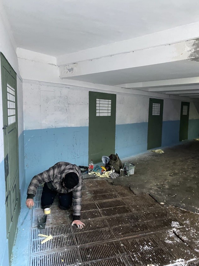 В Киеве разрисовали подземный переход. Юмористы