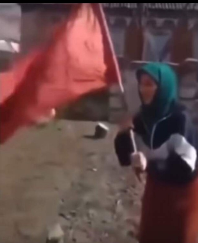 Та самая бабушка жива!