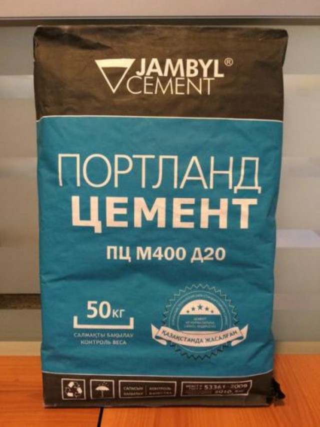 Китайский модники предпочитают сумки "СпасскЦемент"