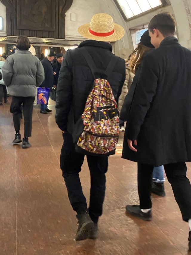 Модники из российского метрополитена на сей вторник