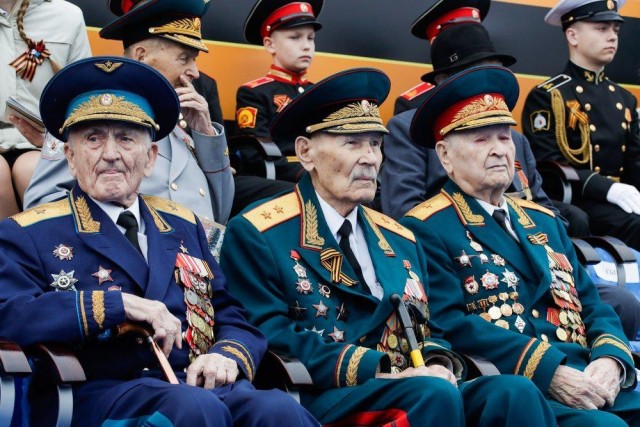 Нанес 24 ножевых, позировал с жертвой. Суд вынес приговор ветерану СВО по делу о жестоком убийстве в Чите