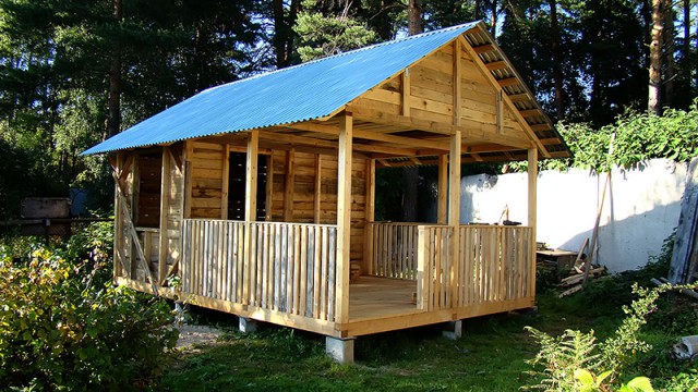 Бюджетная дача своими руками