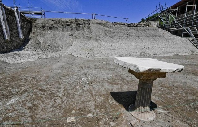 Археологи добыли новые сокровища в Помпеях