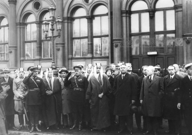 История в фотографиях