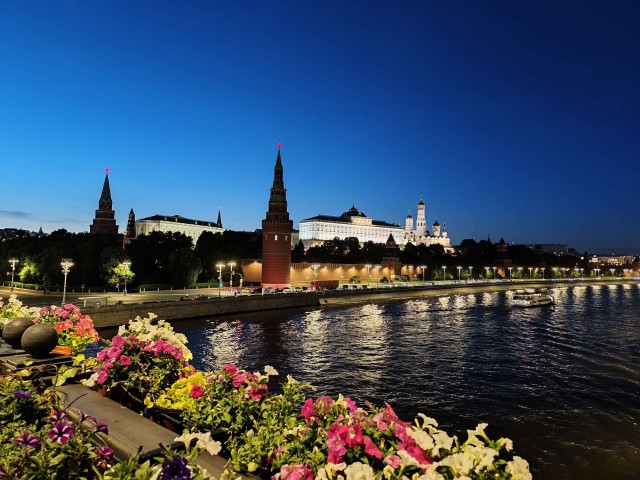 Шляюсь по  Москве