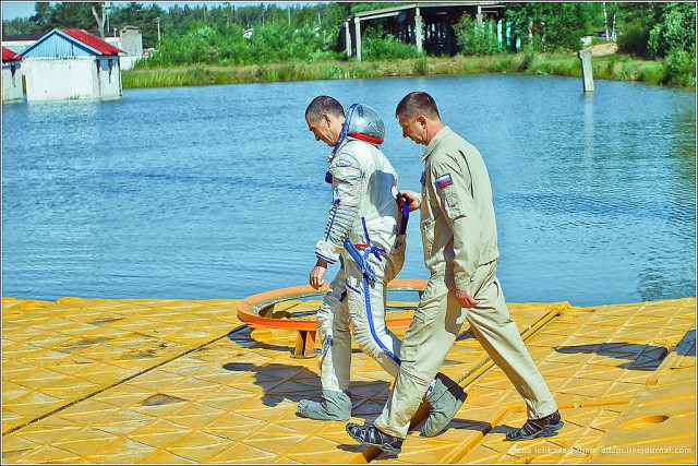 Тренировка космонавтов. "Водные процедуры"