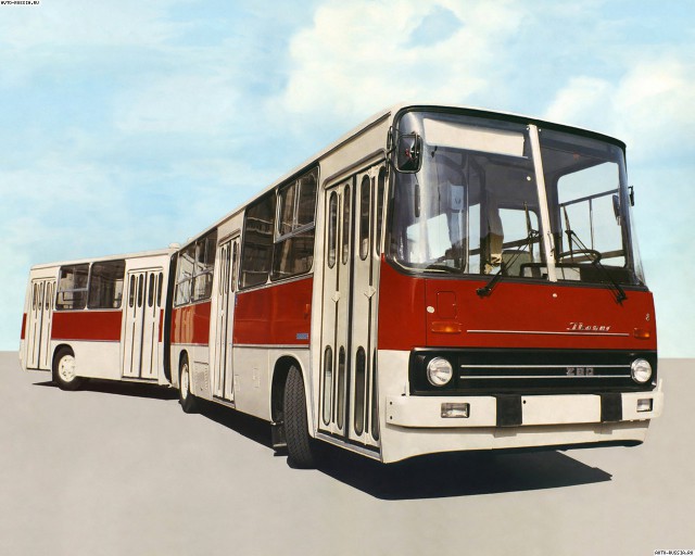 Закончилась эра Ikarus 280 (5 фото)