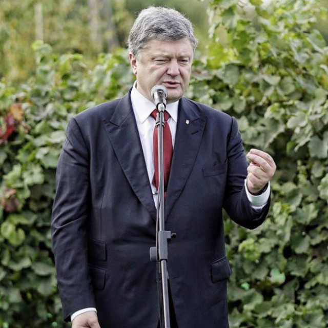 Путин впервые встретится с Порошенко после крымских диверсий