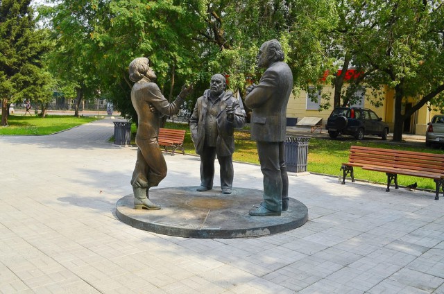 Интересные памятники вашего города