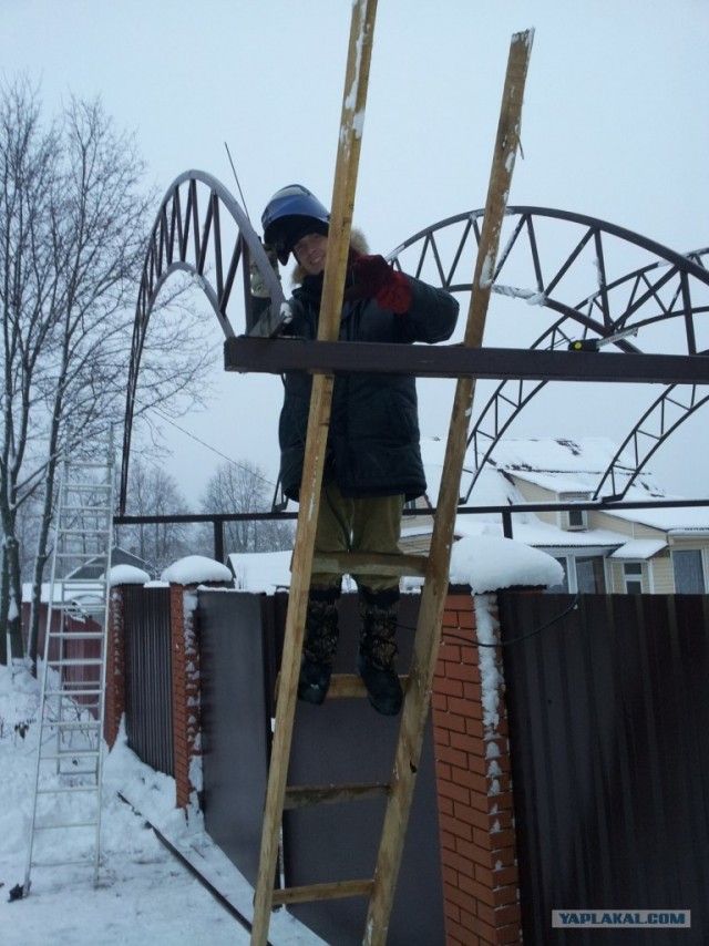 Как собираются навесы под машины