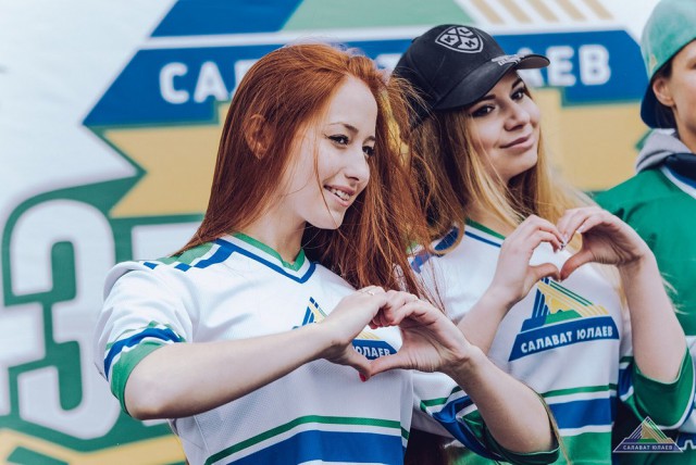 Ice Girls и Диана Халифаева