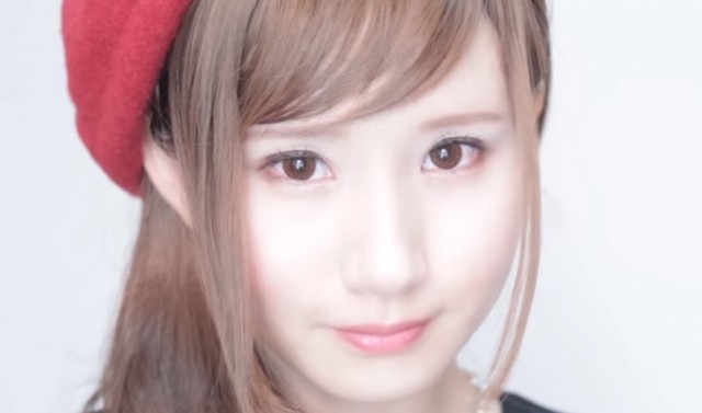 Японка научилась «менять» расу при помощи макияжа