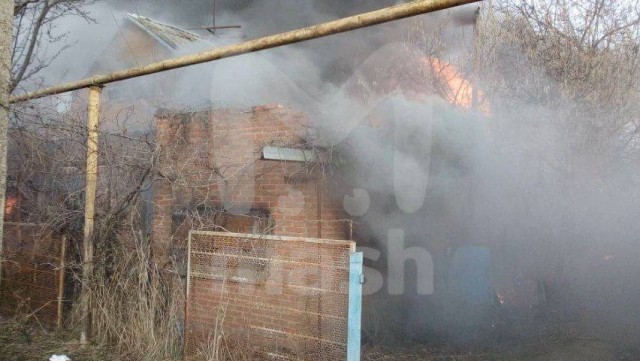 Пенсионер на Кубани поджёг соседей, а сам спрятался от пожара в специально построенном бункере.