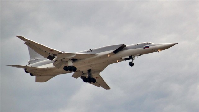 Сверхзвуковая "ответка": чем опасен для врага Ту-22М3