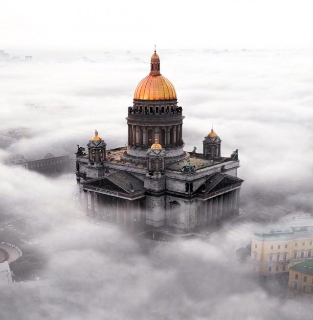 Сегодня День Города Санкт-Петербург, всех причастных с Праздником