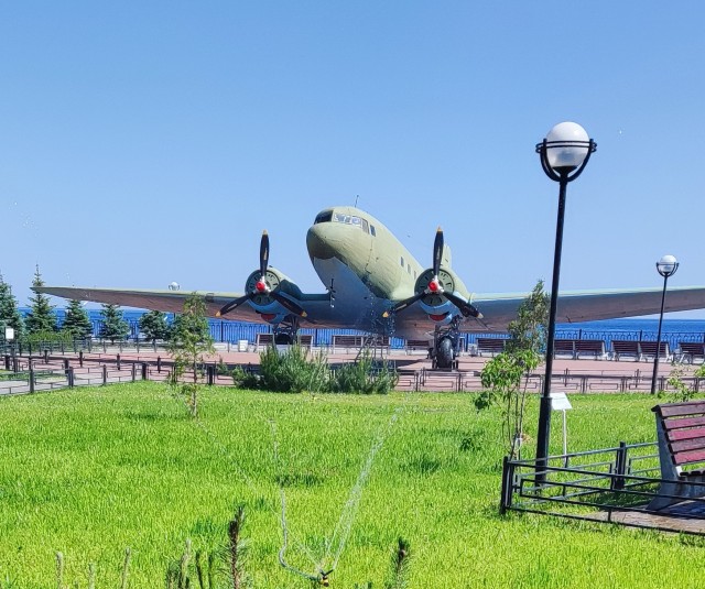 Самолет Ли-2