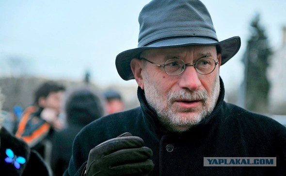 Писатель Борис Акунин внесен в перечень террористов и экстремистов