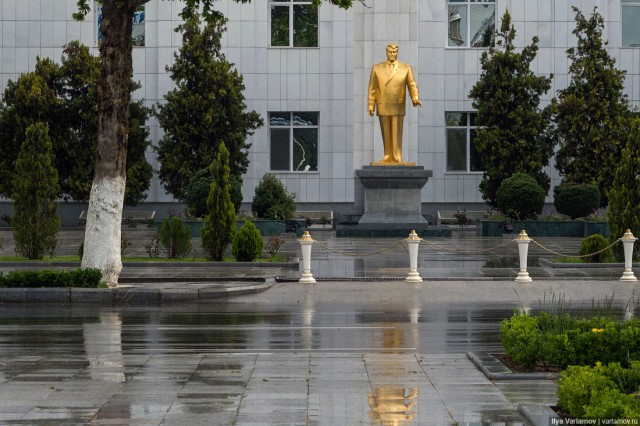 Культ личности в Туркменистане