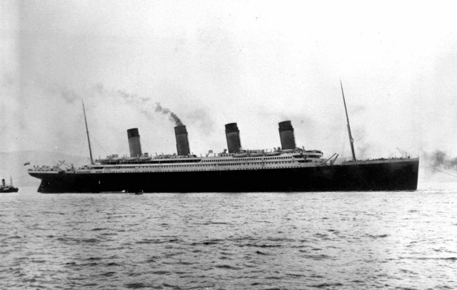 14 апреля «Титаник» столкнулся с айсбергом