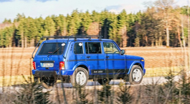 Американцы протестировали Lada 4x4 Urban .... и им понравилось!