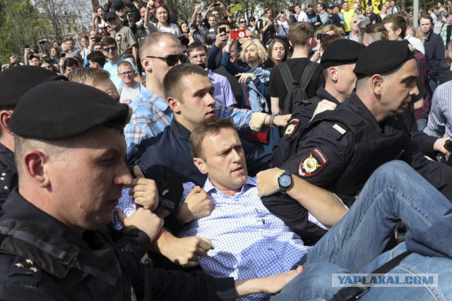 Женщина! Принимая участие в забастовке, помни!