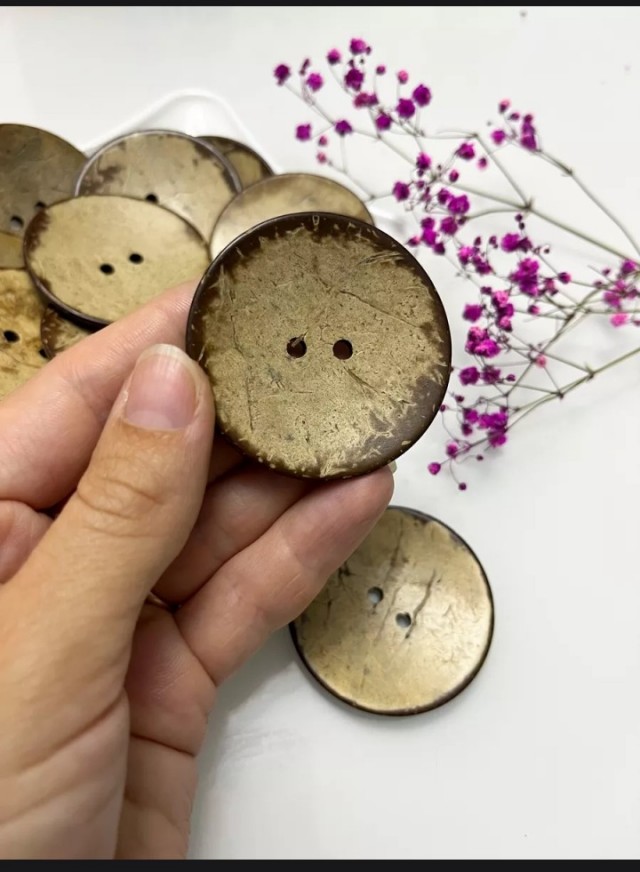 А почему женщин раздражает "являющийся на диване" муж?