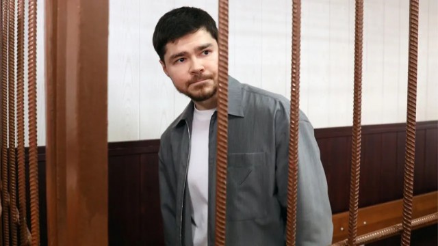 Аязу Шабутдинову сократили срок заключения по делу о мошенничестве на один год — с семи до шести лет.