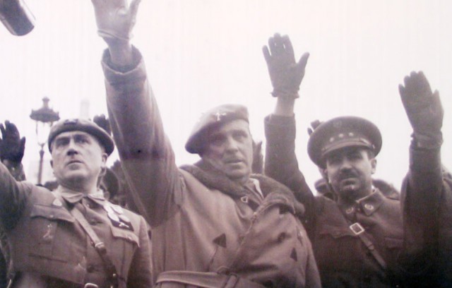 «Над всей Испанией безоблачное небо»