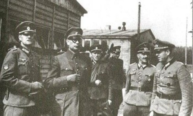 Памятник примирения – кому и зачем