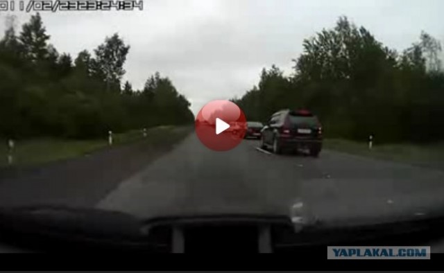 Топишь такой по встречке...