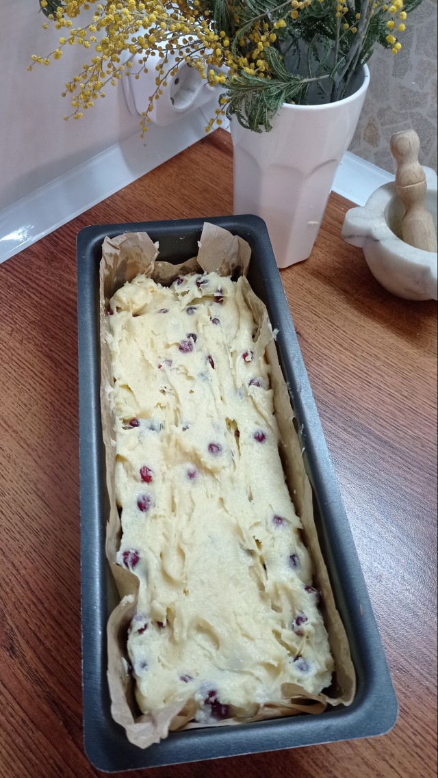 Кекс с клюквой.