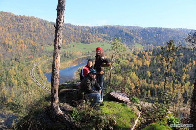 Розовые скалы. д. Бриштамак. Южный Урал.