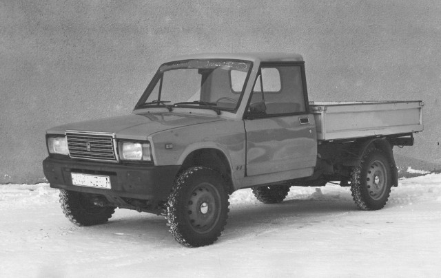 Игра на ЯПе: Угадай АВТО-9