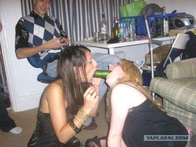 Вот зачем так фоткаться?